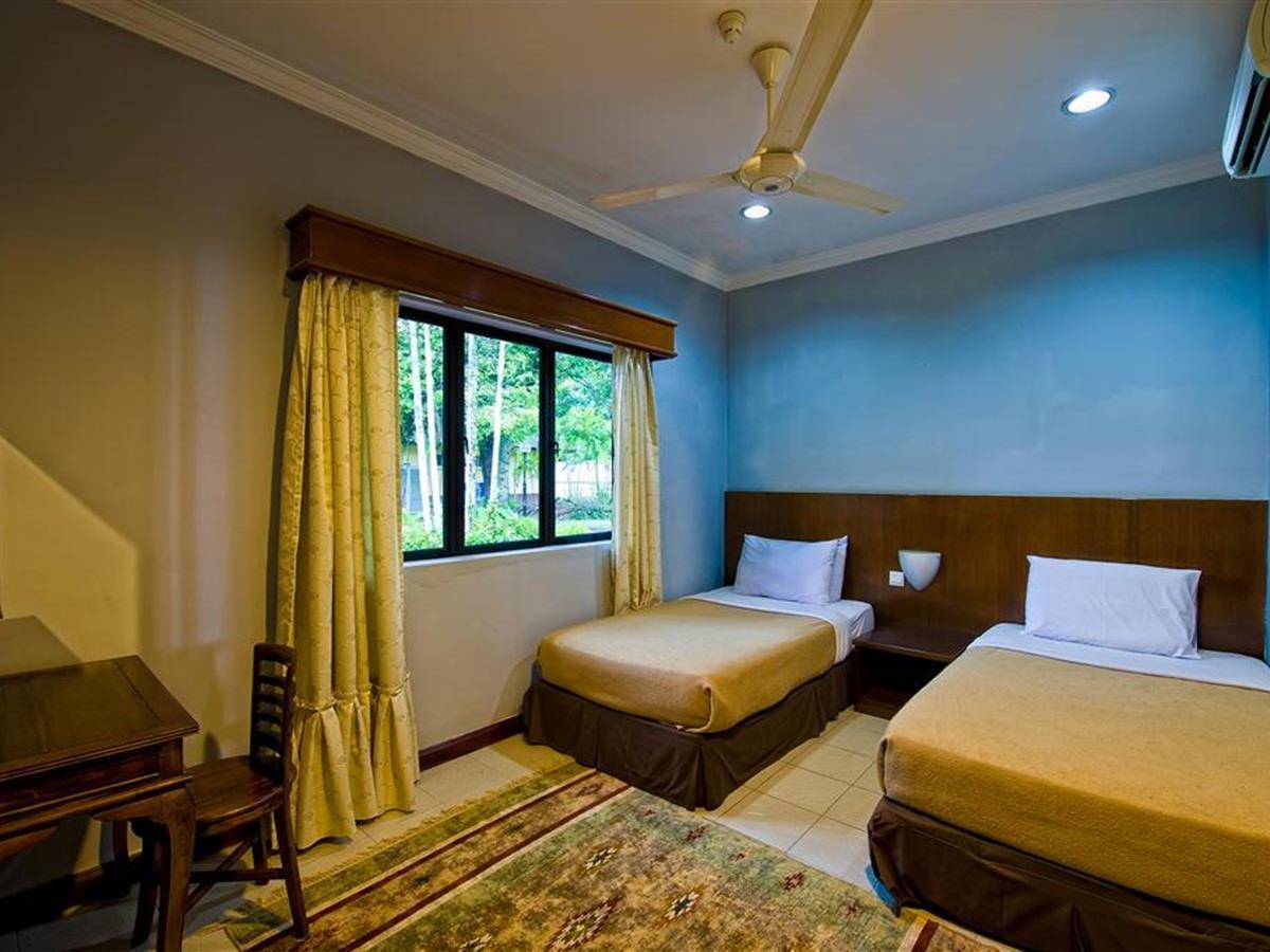 Villea Rompin Resort & Golf Kuala Rompin Exterior photo