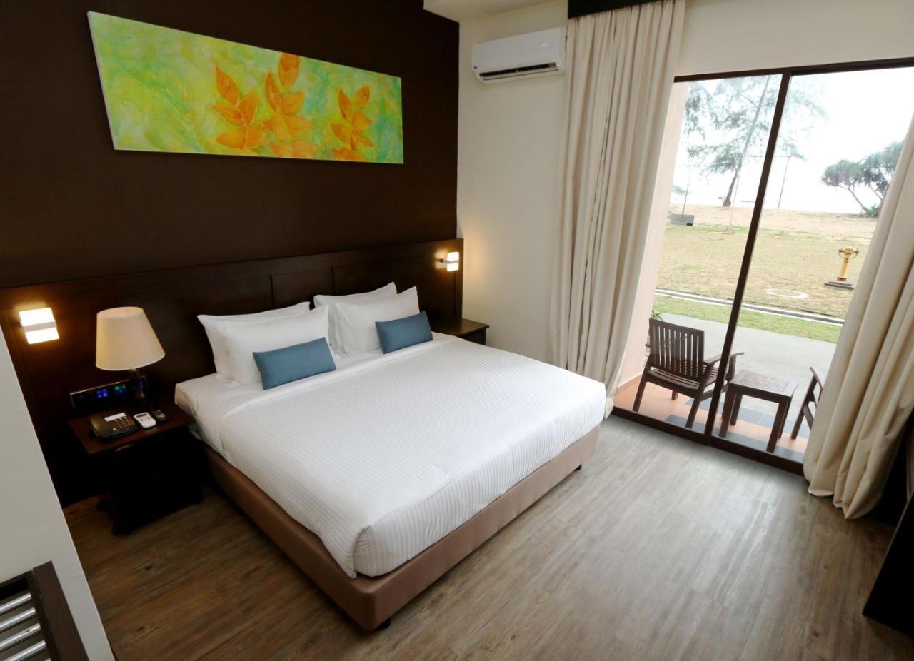 Villea Rompin Resort & Golf Kuala Rompin Exterior photo
