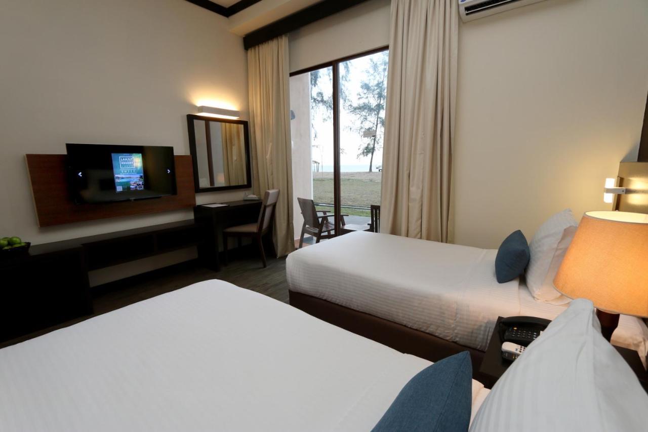 Villea Rompin Resort & Golf Kuala Rompin Exterior photo