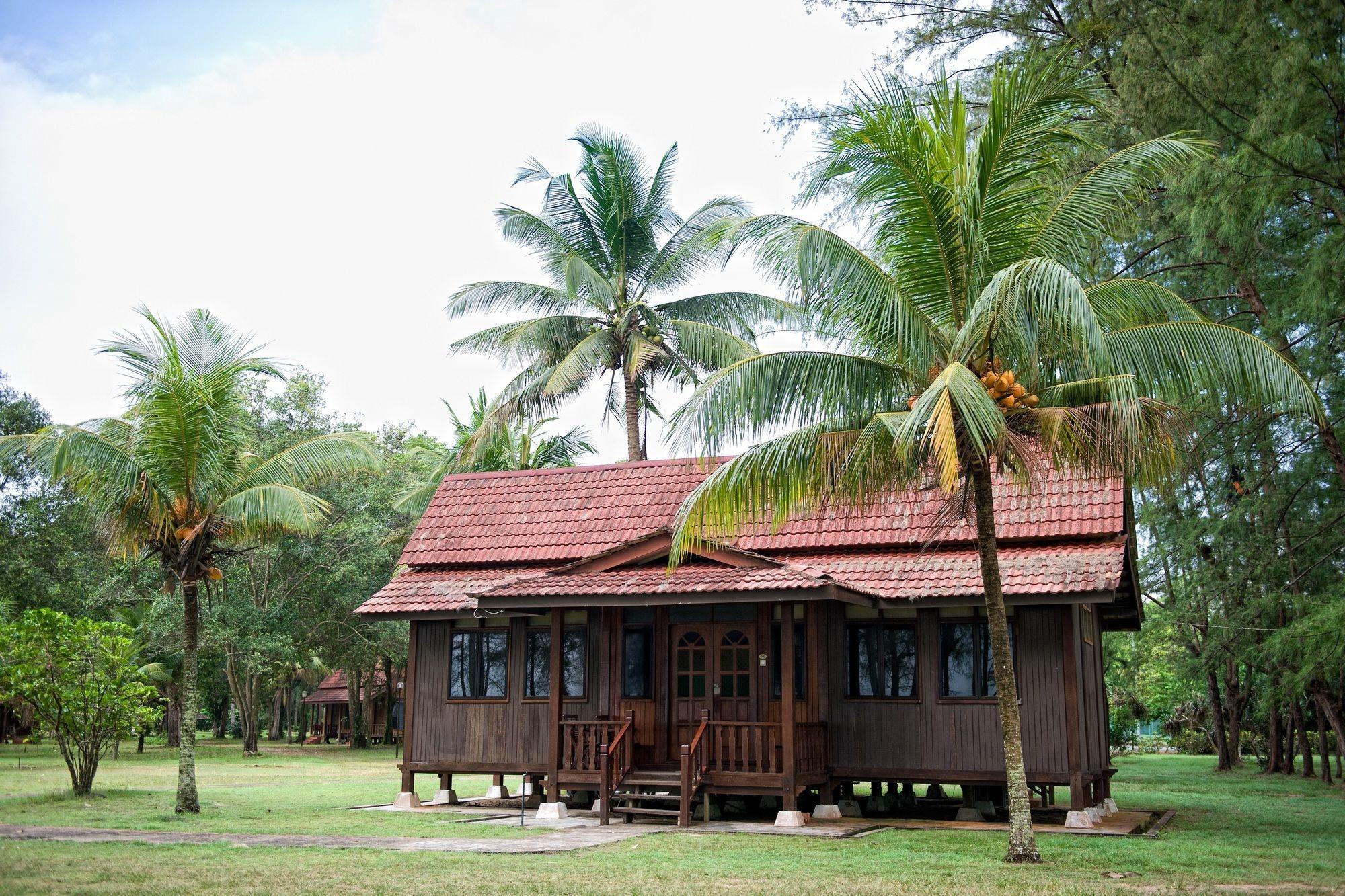 Villea Rompin Resort & Golf Kuala Rompin Exterior photo